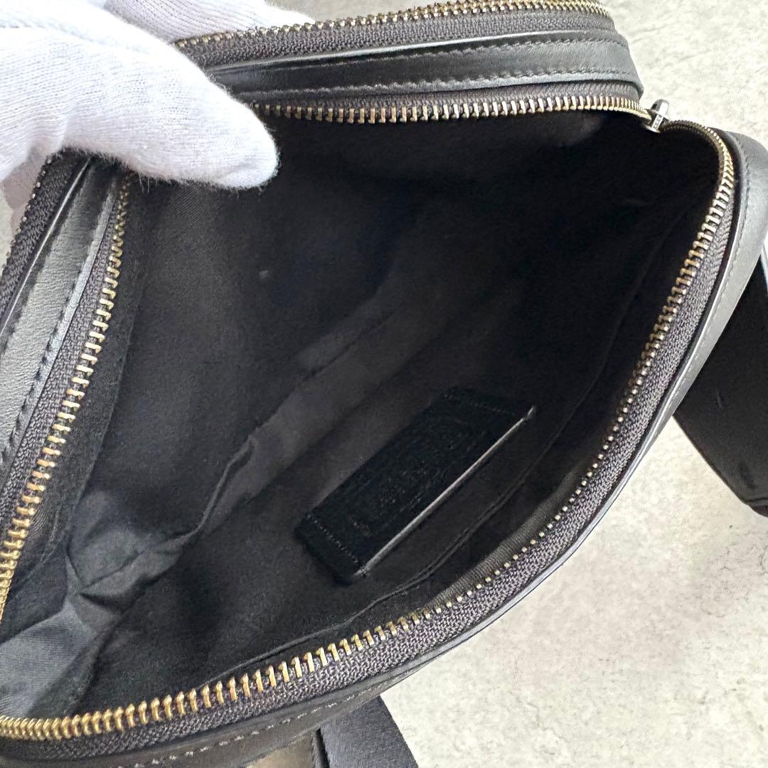 【ヨシヨシ様】COACH グラハム ボディバッグ ショルダーバッグ シグネチャー
