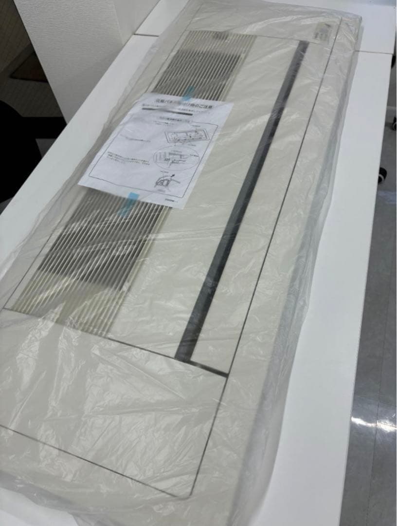 【新品・未使用品】ダイキン 前面パネル(BC407-W)　まとめ売り可