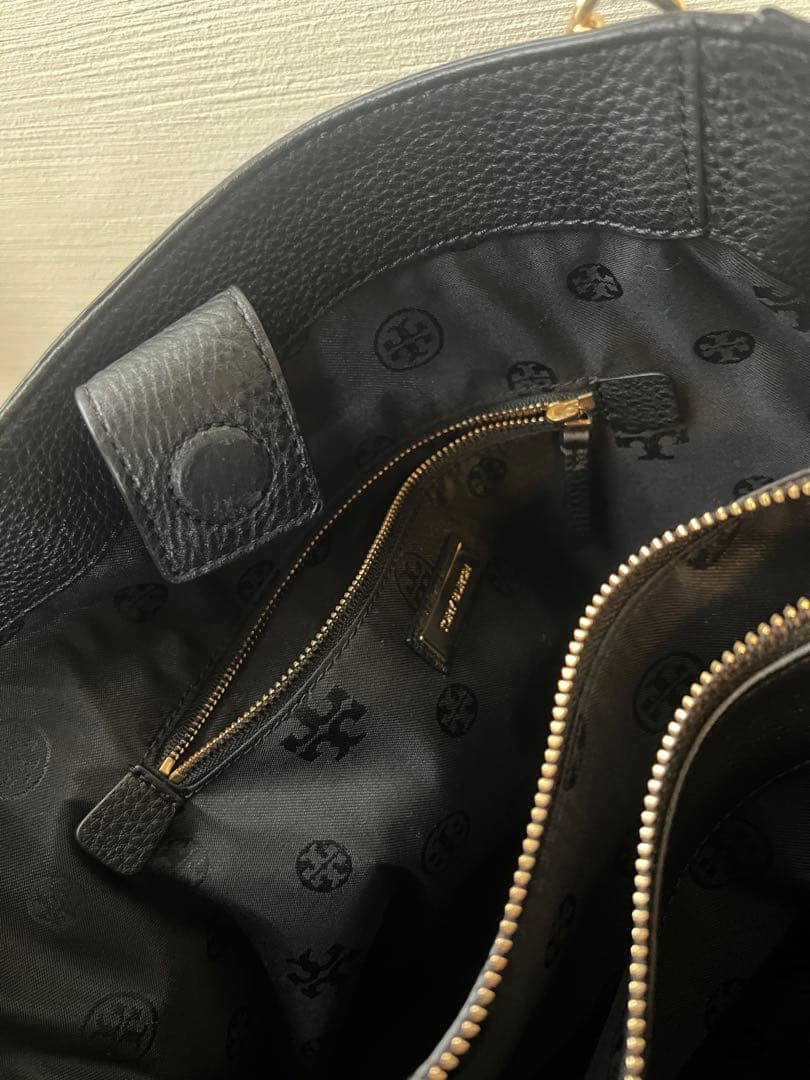 トリーバーチ　チェーントートバッグ