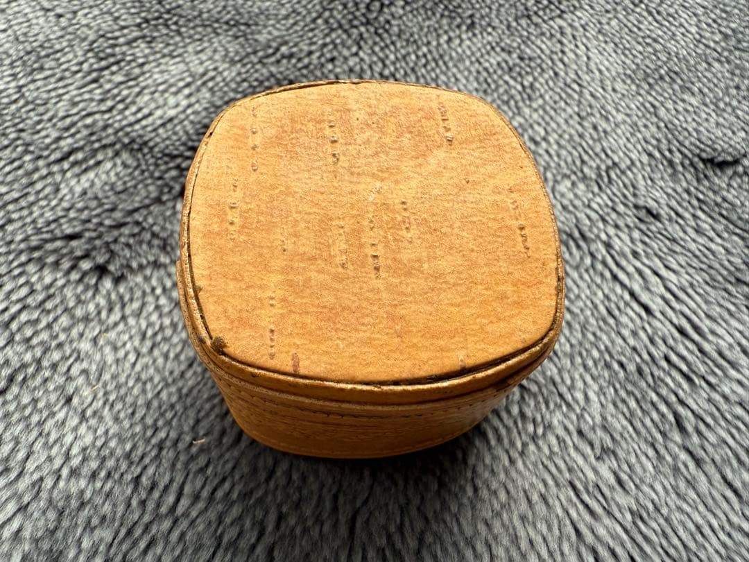 ヴィンテージ　北欧雑貨　【ベレスタ】　ロシア　白樺　小物入れ　ボックス