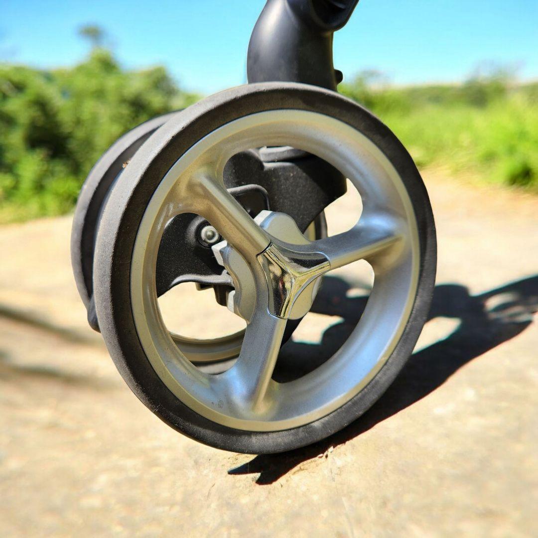 〈美品〉アップリカ ラクーナ ビッテ ソファークッション 赤 両体面 A型