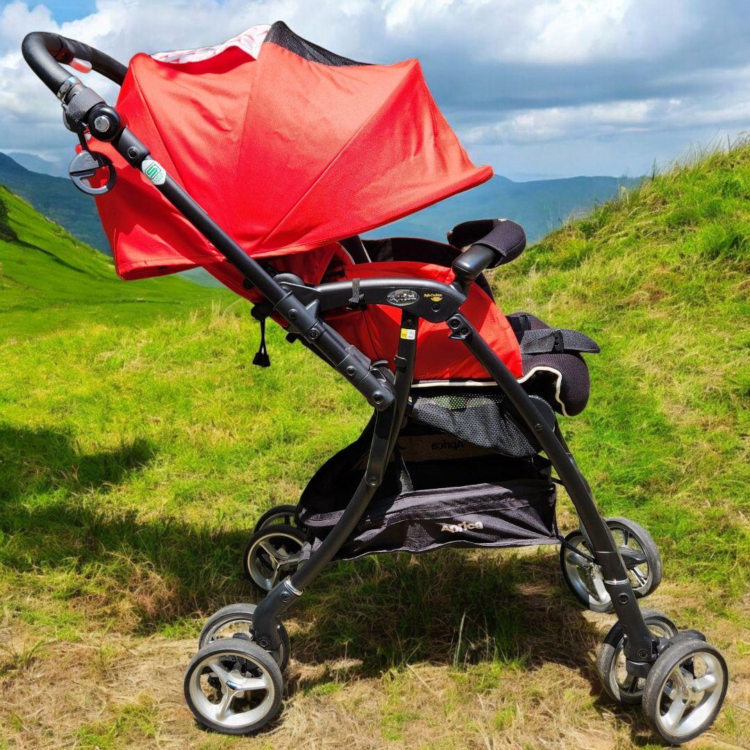 〈美品〉アップリカ ラクーナ ビッテ ソファークッション 赤 両体面 A型