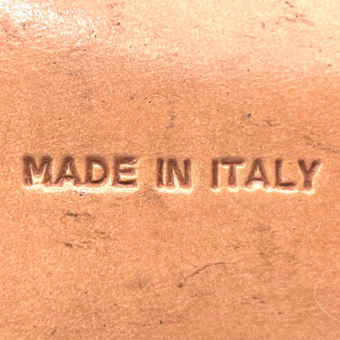 イタリア製✨サルヴァトーレ・フェラガモ【25】NOSTALGIA ヴァラリボン✨