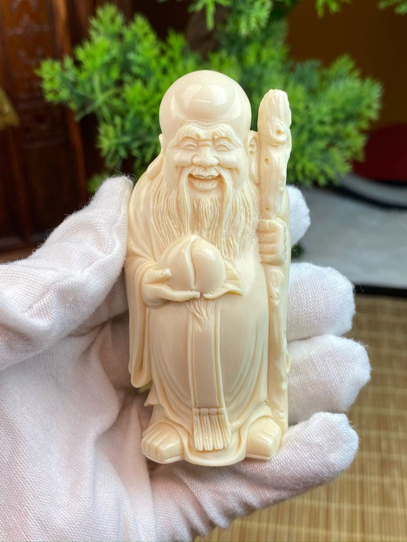 天然マンモス牙美しい手作り彫刻　2寿星公　置物