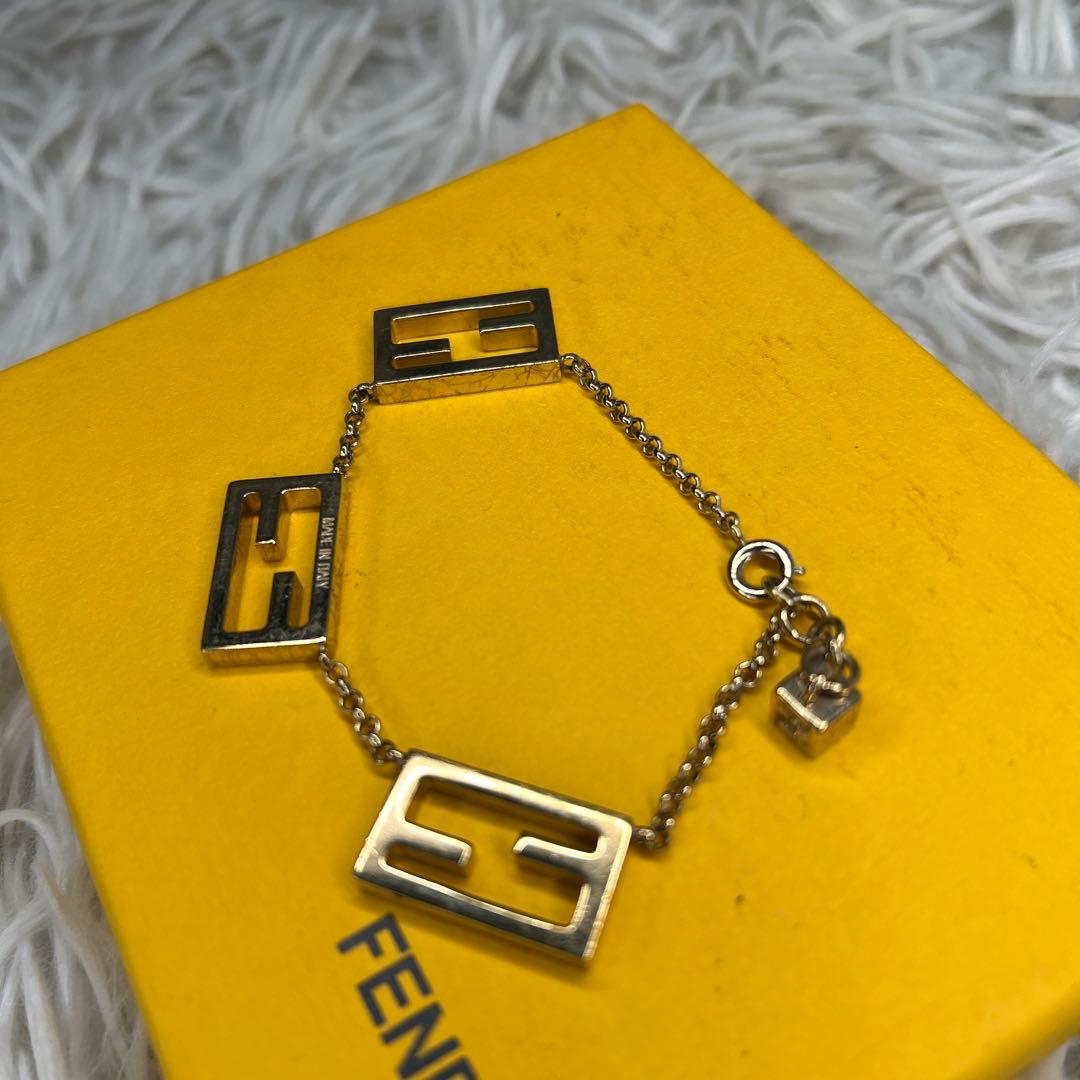 FENDI フェンディ ブレスレット マンマバケット　マンマ　FF ロゴ　金