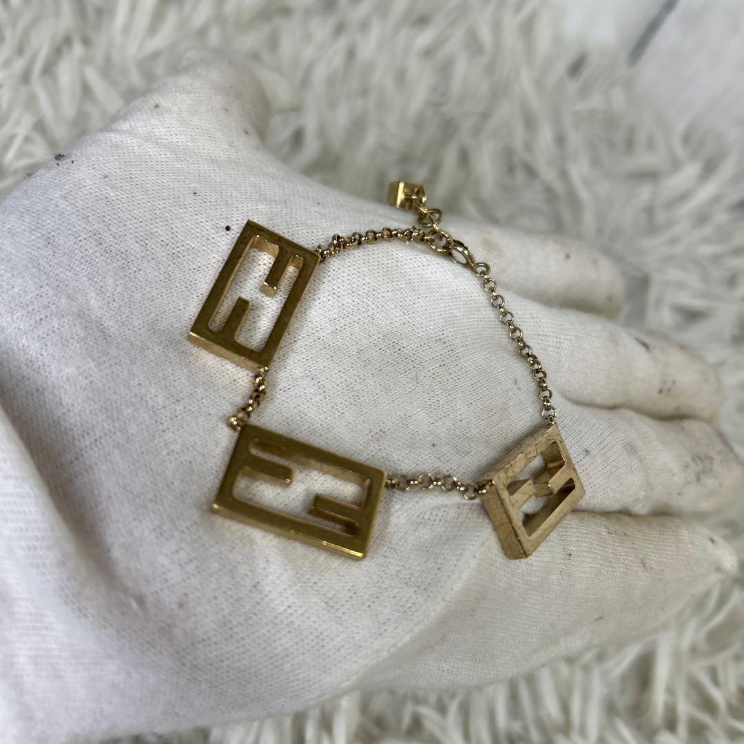 FENDI フェンディ ブレスレット マンマバケット　マンマ　FF ロゴ　金