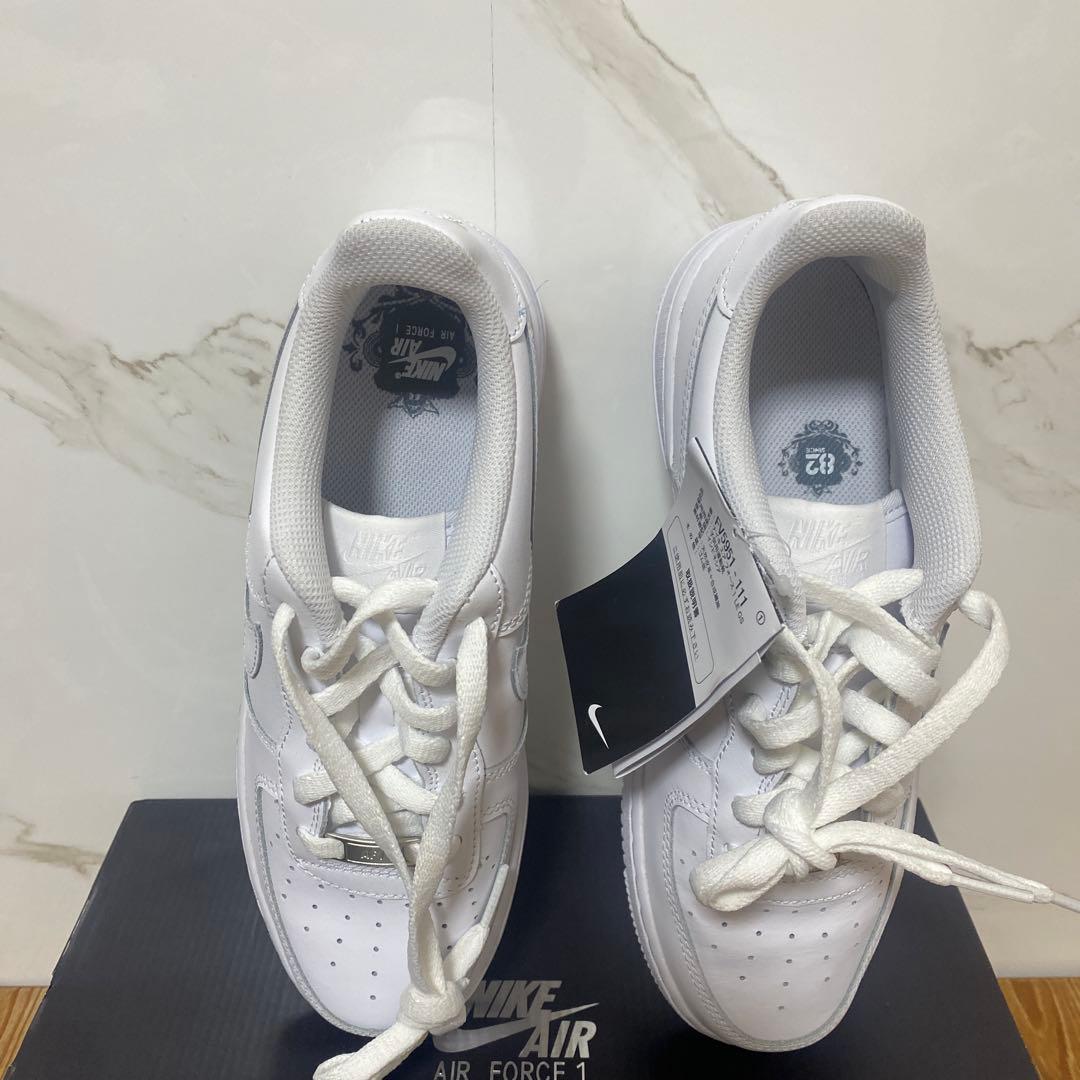 NIKE AIR FORCE 1 LE GS \"WHITE\" エアフォ