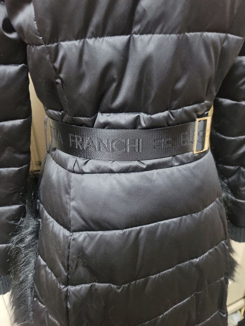 ELISABETTA FRANCHI エリザベッタフランキ 黒ダウンコート