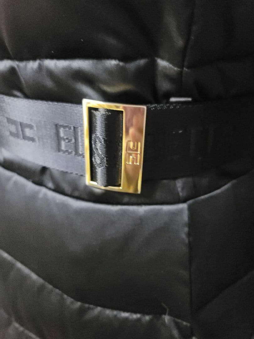 ELISABETTA FRANCHI エリザベッタフランキ 黒ダウンコート