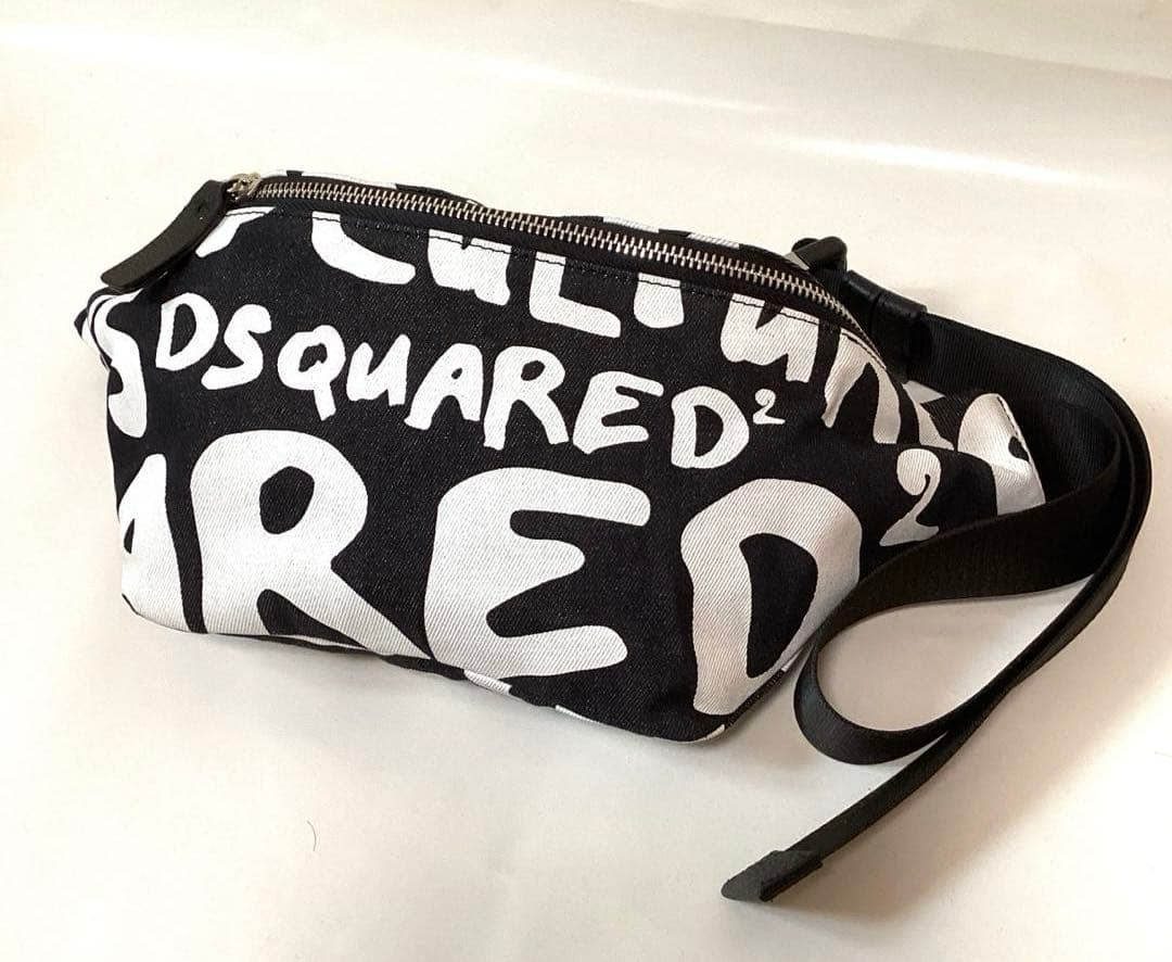 【新品】DSQUARED2 ボディバッグ　ウエストポーチ　ディースクエアード