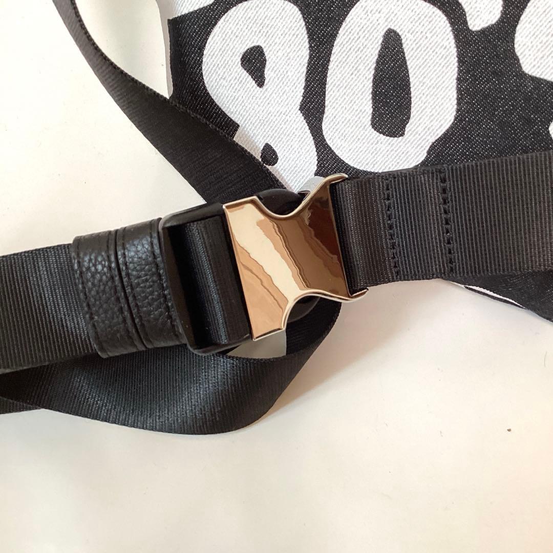 【新品】DSQUARED2 ボディバッグ　ウエストポーチ　ディースクエアード