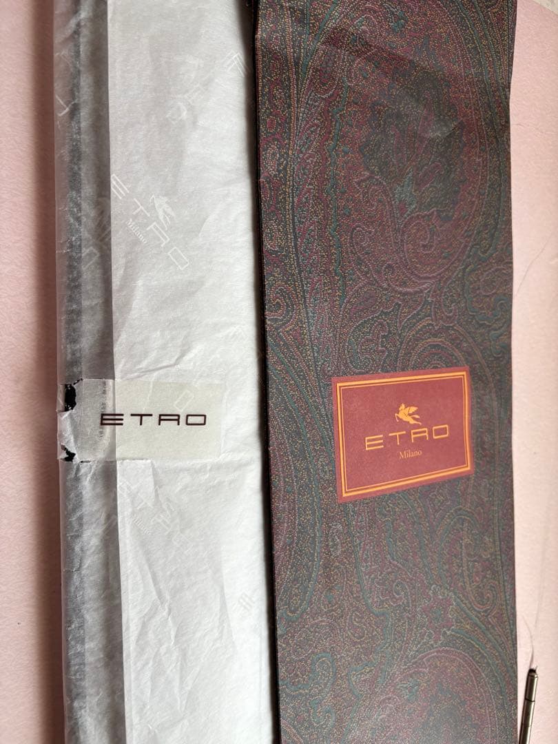 「新品未使用」ETROブラックシルバーラメ糸ペイズリー織りシルクブレンドネクタイ