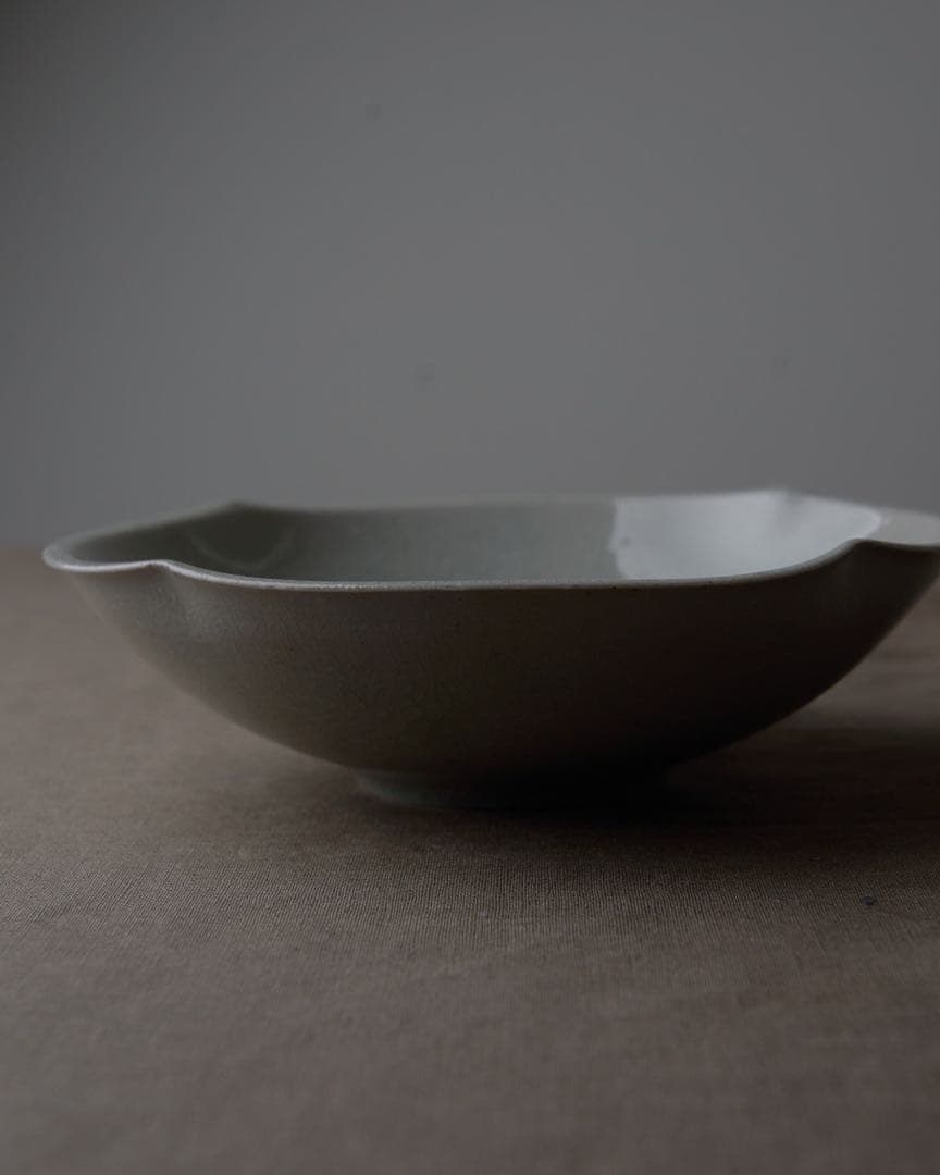 小林耶摩人 輪花