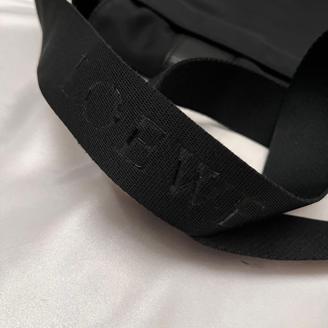 ✨極美品✨ロエベ　大容量メッセンジャーバッグ　キャンバス×レザー　ブラック