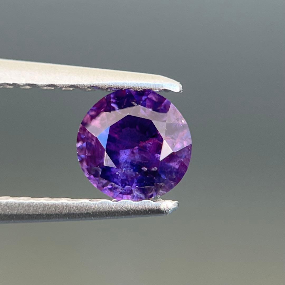 スリランカ産非加熱天然バイオレットサファイアルース