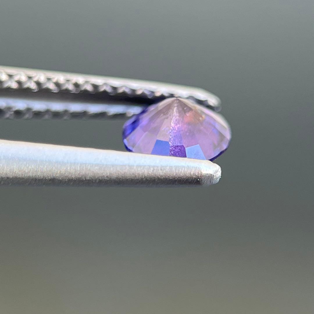 スリランカ産非加熱天然バイオレットサファイアルース