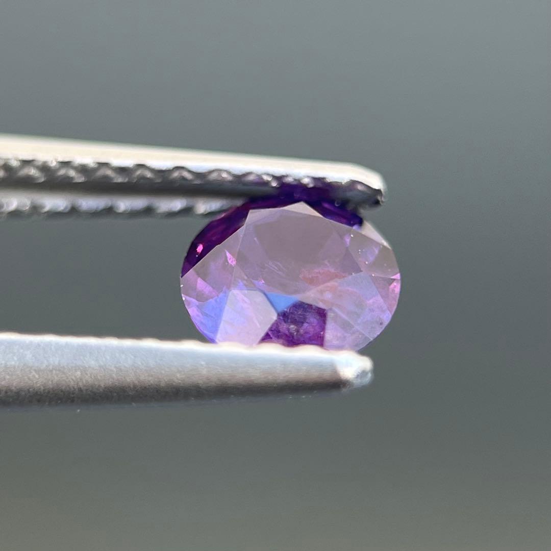 スリランカ産非加熱天然バイオレットサファイアルース