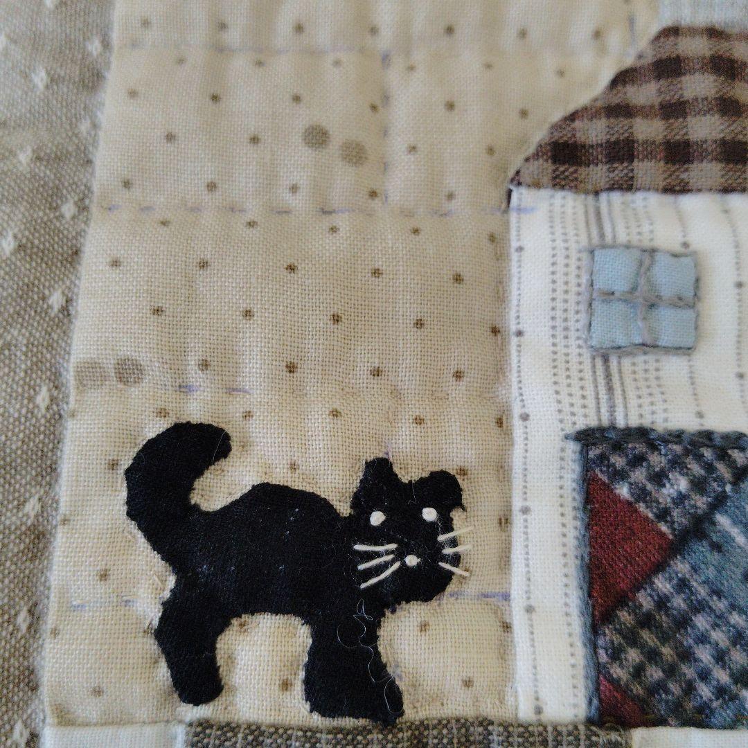 ハウスのパッチワークタペストリー 【74】 ミステリーキルト④