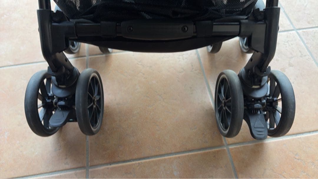 最安　スゴカルα 4キャス compact エッグショック teteatete