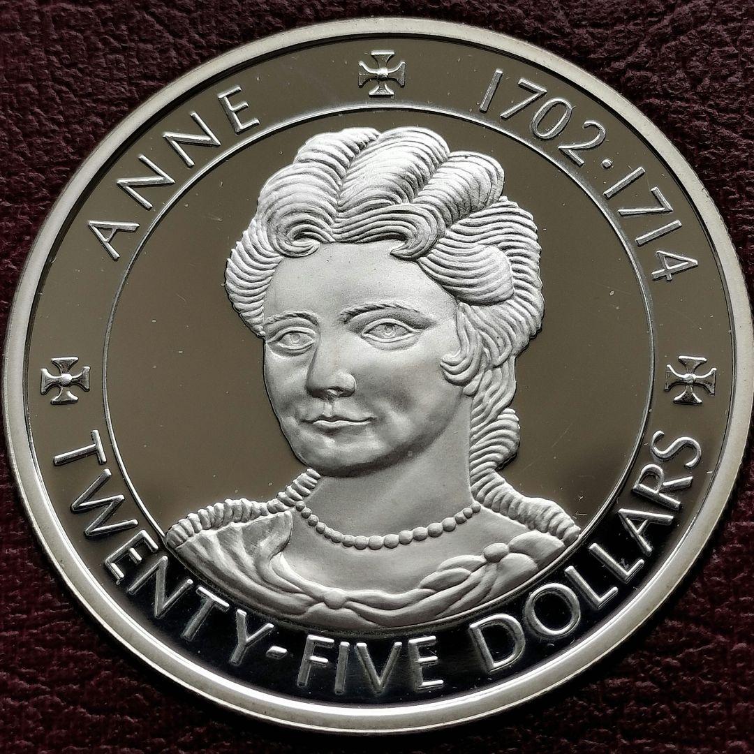 ケイマン諸島　25ドル銀貨（アン女王）1977年