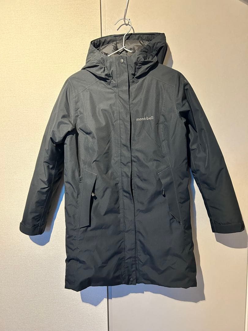 モンベル　ベルニナ　ダウンコート