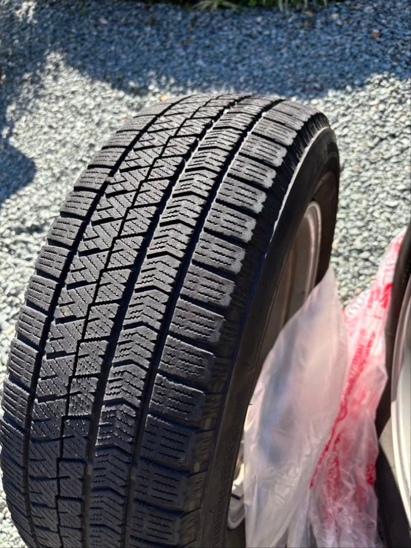 ブリヂストン スタッドレスタイヤ＋アルミホイール4本セット 15インチ