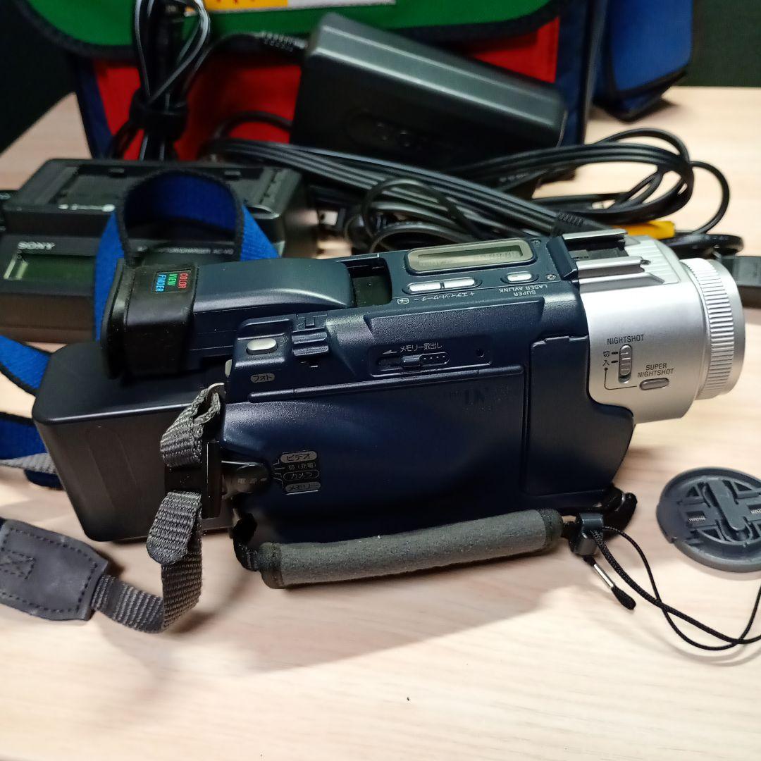 B*y様 SONY DCR-TRV107 美品完動品　ソニー デジタルハンディー