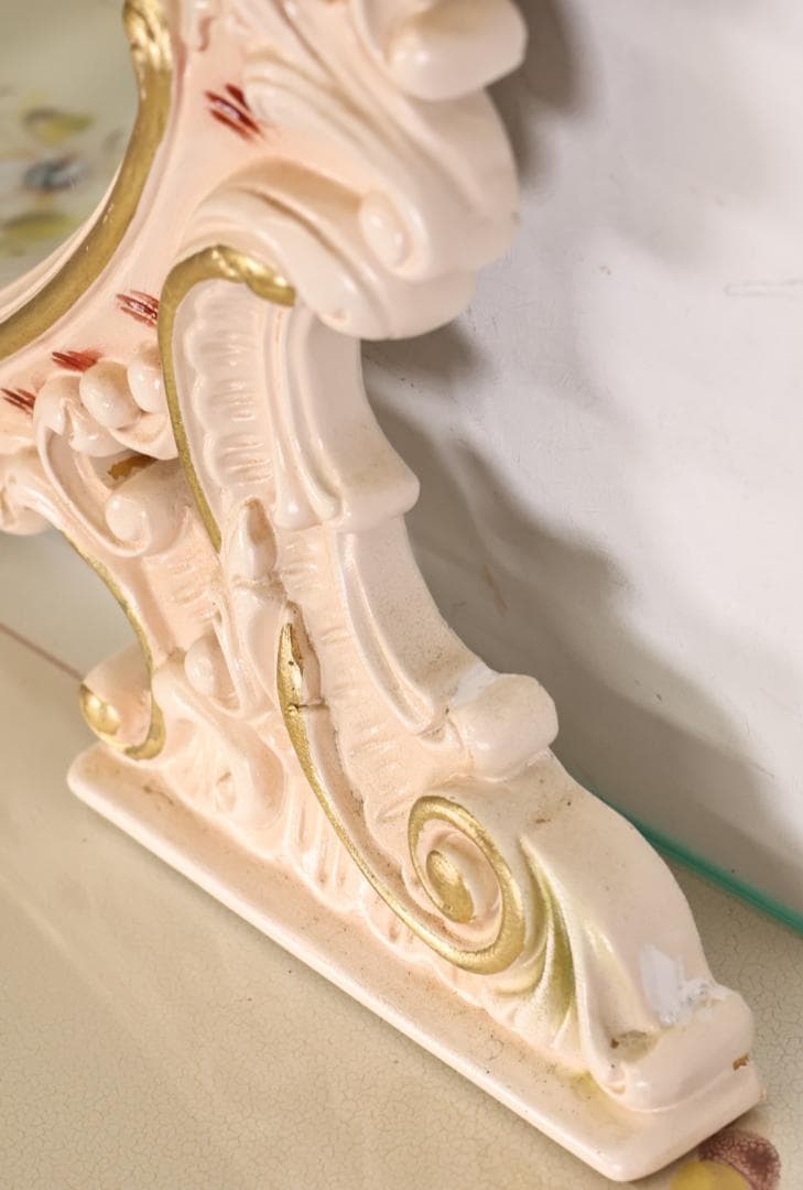 いちご屋　ロココ調　ウォールミラー　壁掛け鏡　アンテーク調　ハンドペイント