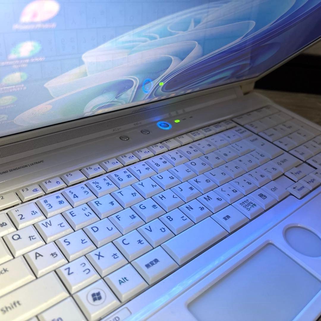 爆速仕様 Core i5 富士通ノートパソコン SSD Webカメラ