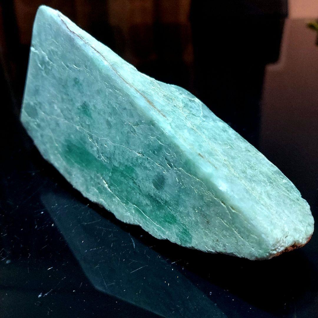 スッキリしたグレーが綺麗✨ 大きな本翡翠 JADEITE 原石 表面磨き 531