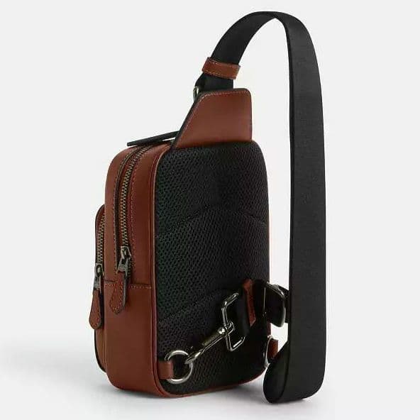 コーチ　COACH　スヌーピー　ボディバッグ