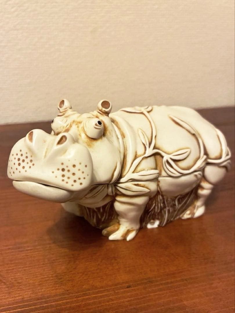 1991年 初期作／SAC刻印あり　カバ フィギュリン ハーモニーキングダム