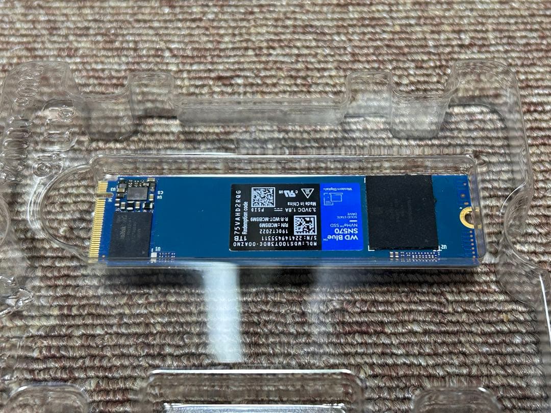 ダ*リ様 m.2 SSD 1TB WD SN570 NVMe 動作品 高速 ゲー