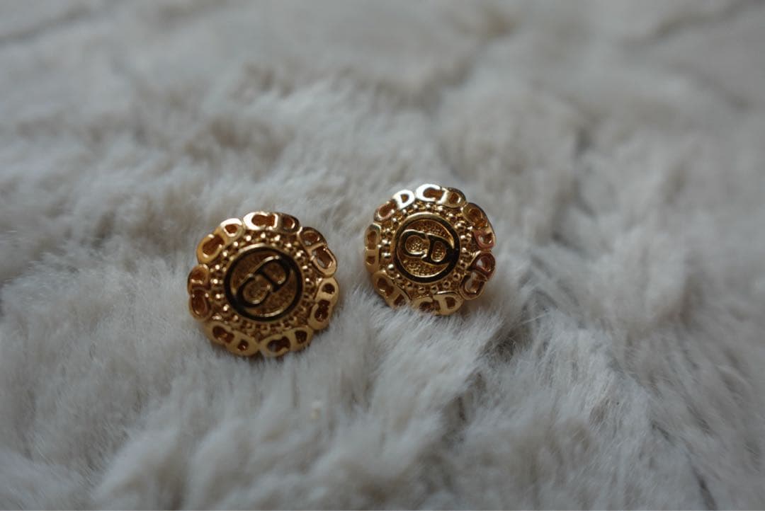 ディオール　ヴィンテージピアス　キャッチなし フラワースタッドピアス