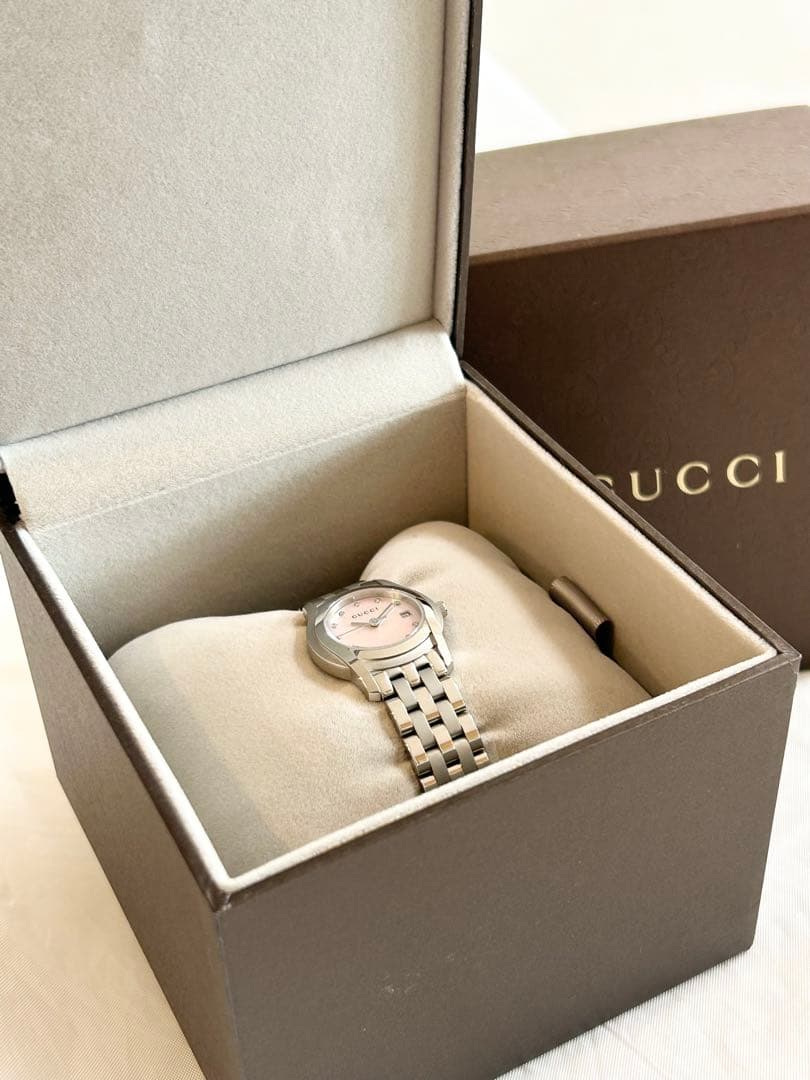 【美品】GUCCIグッチGクラスピンクシェルダイヤ腕時計レディース