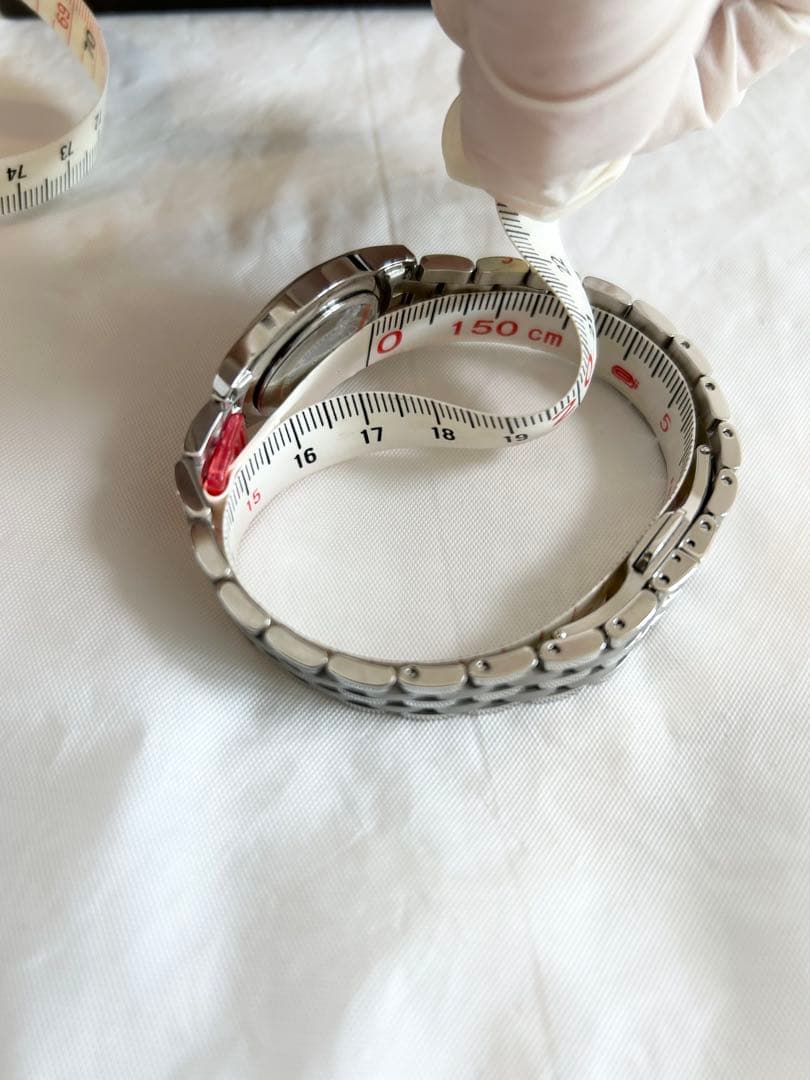 【美品】GUCCIグッチGクラスピンクシェルダイヤ腕時計レディース