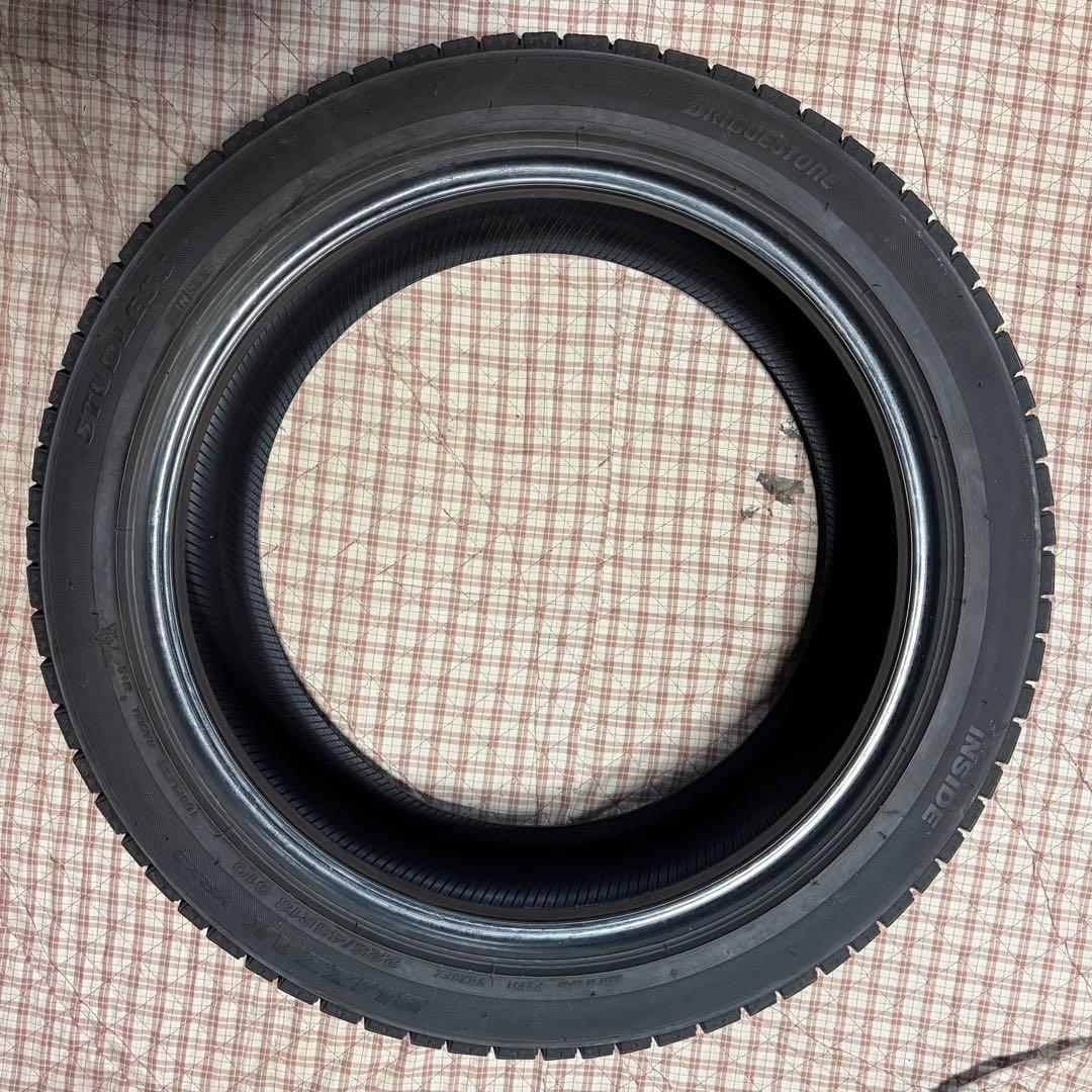 ブリヂストン VRX3 スタッドレスタイヤ 225/45R18