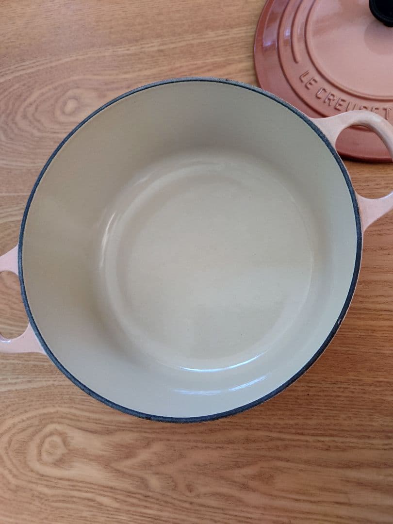 LE CREUSET 両手鍋　ル・クルーゼ