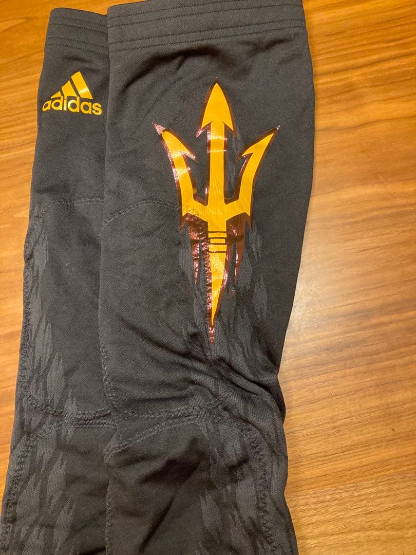 adidas アメフト フッパン Lサイズ