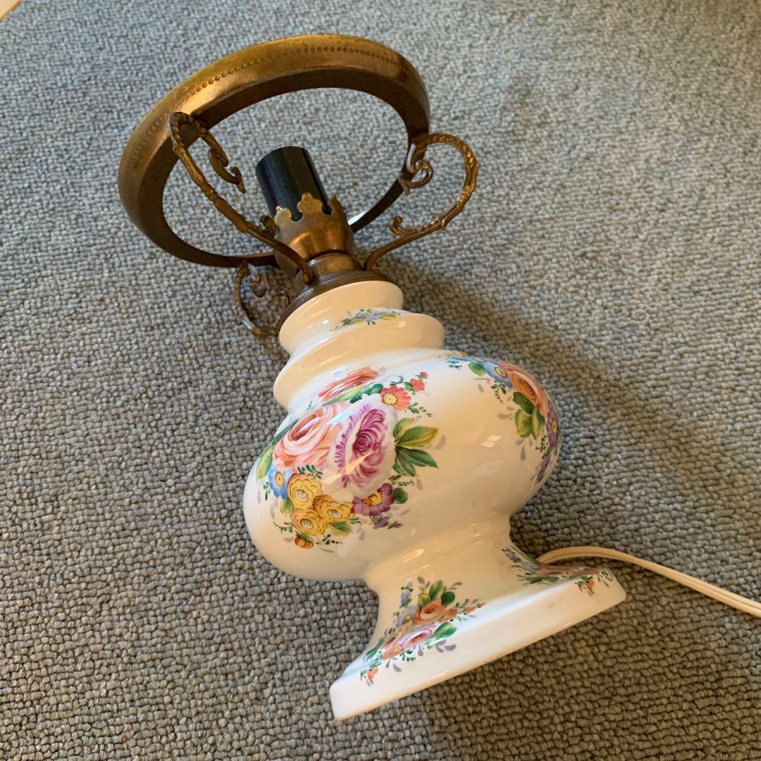 イタリア製　陶器テーブルランプ