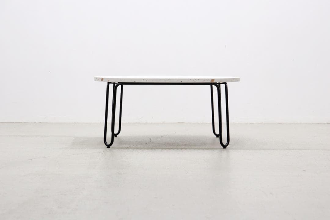 カリガリス コヌビア STULLE スツーレ ラウンドテーブル センターテーブル