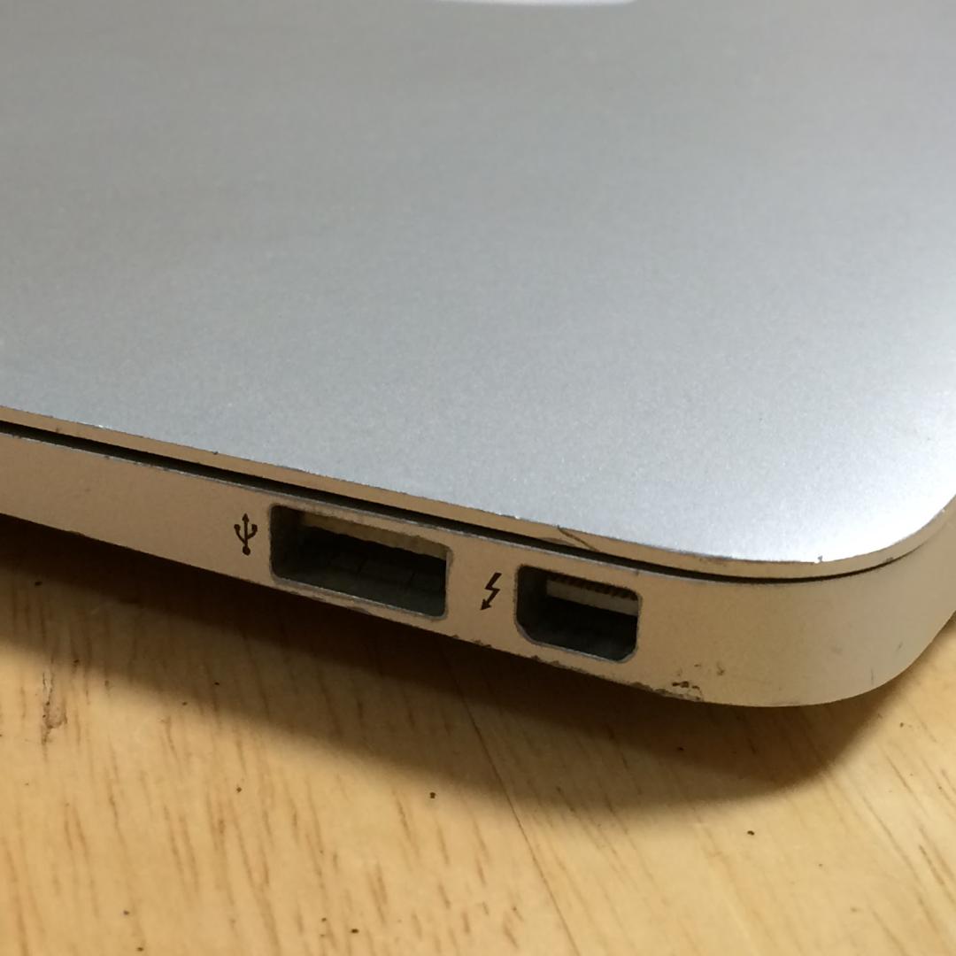 MacBook本体 MacBook Air (11-inch, Mid2013) 8G / 128G