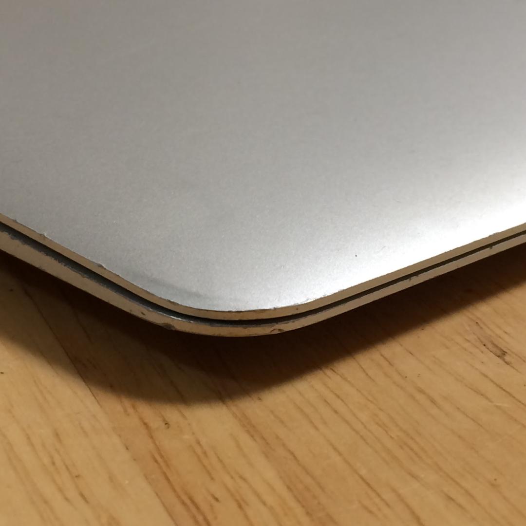 MacBook本体 MacBook Air (11-inch, Mid2013) 8G / 128G