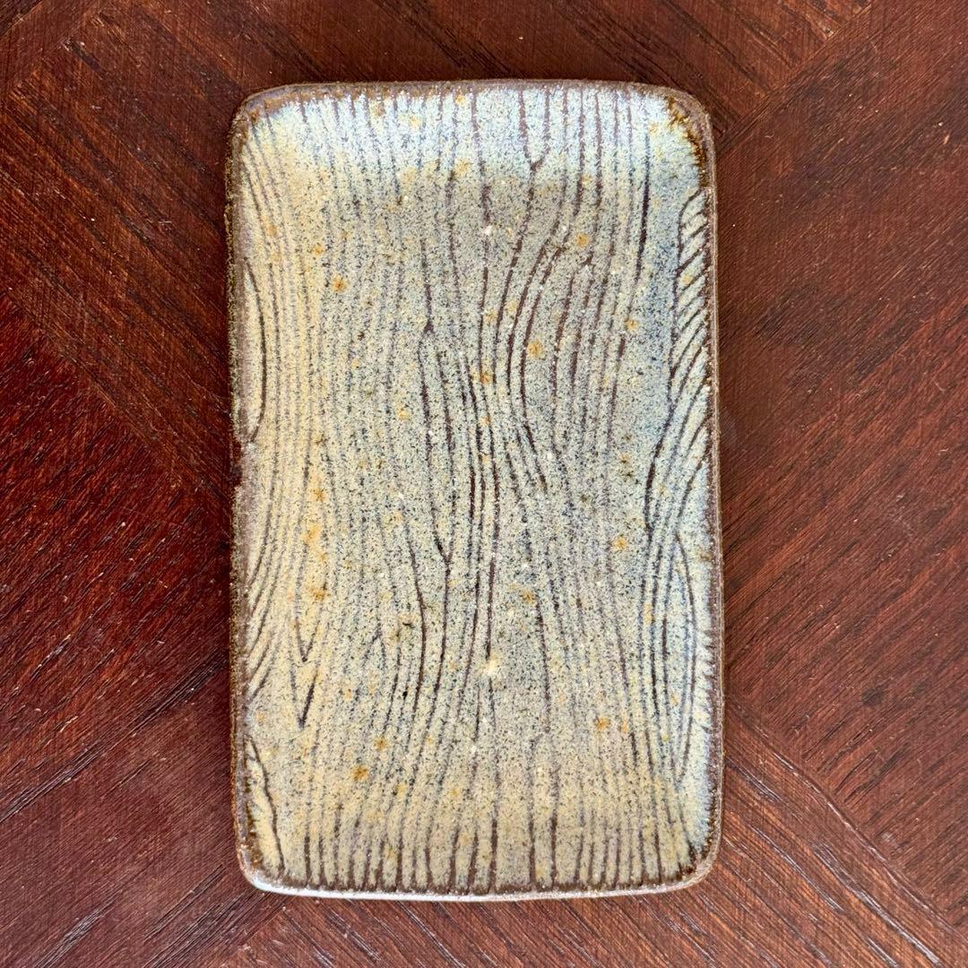 【真作】佐伯守美作 灰釉長方組皿 4枚 共箱 益子焼 象嵌 樹木文 陶印あり