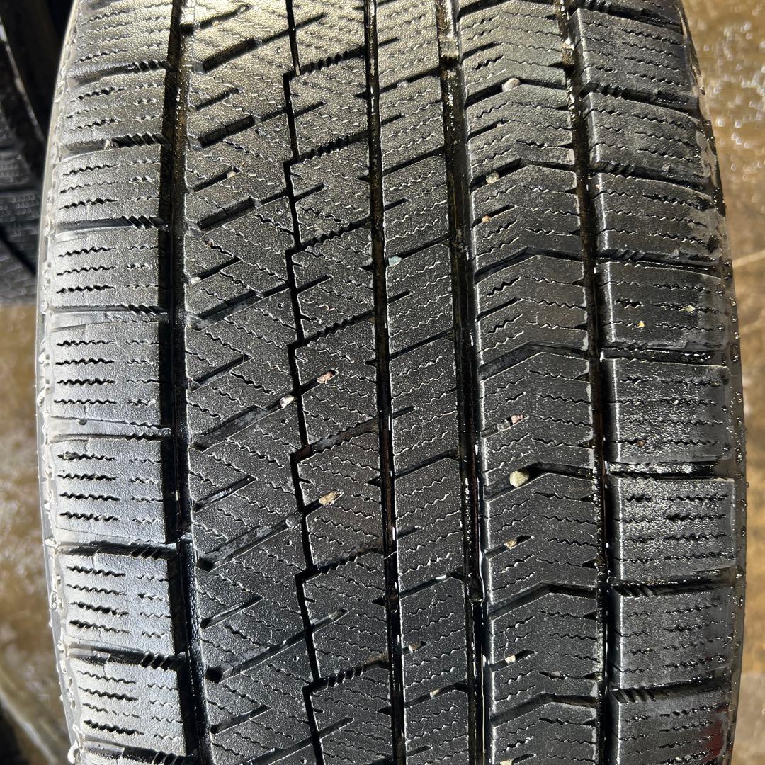 最終値引き！スタッドレスタイヤ 245/45R19 VRX2