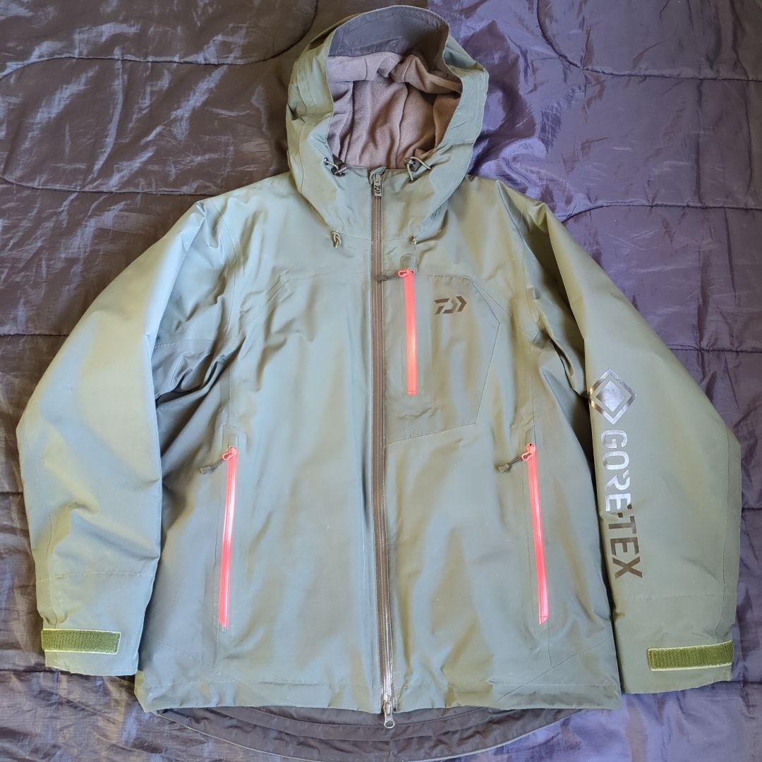 DAIWA　GORE-TEX　ウィンタースーツ　DW-1921　色グリーン