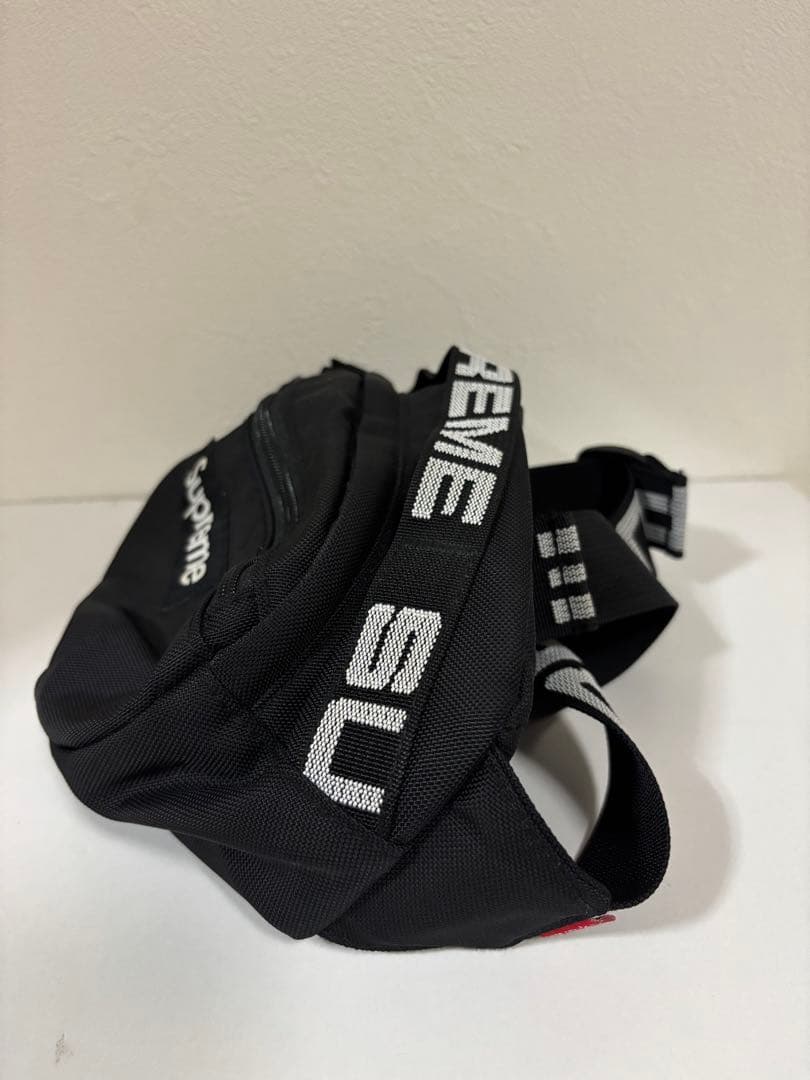 未使用 極美品 Supreme シュプリーム ボディバッグ ブラック メンズ