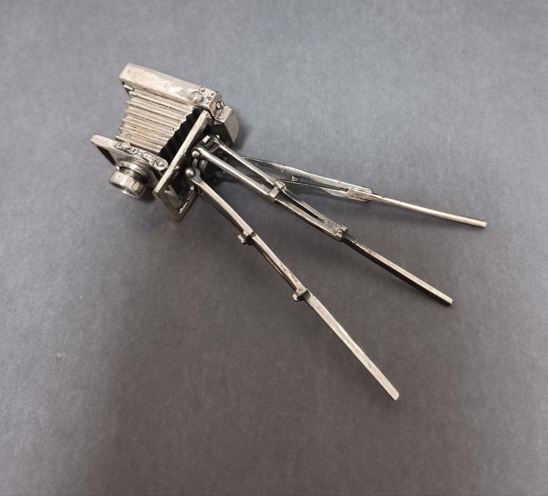 アンティークカメラ　脚立付き　ミニチュア　銀製　シルバー　レア物