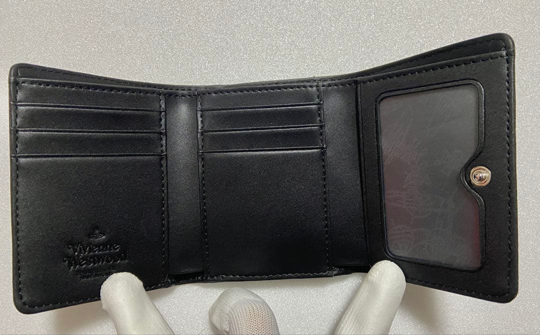 【さとゆか】Vivienne Westwood 三つ折り財布 ブラック