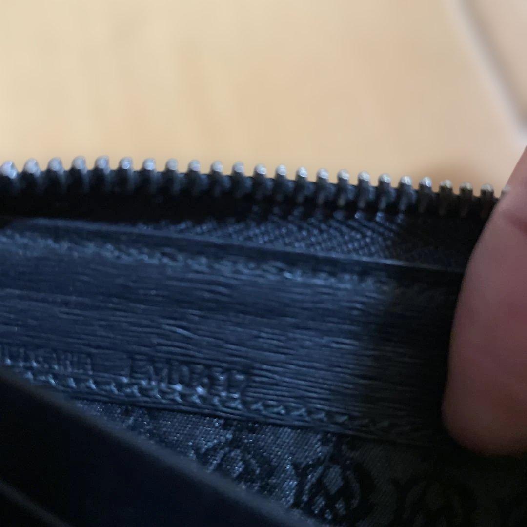 ダイナ　ダンヒル　メンズ　長財布　付属品あり